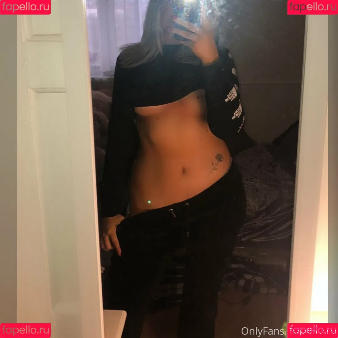 kyxxx Onlyfans Photo Gallery 