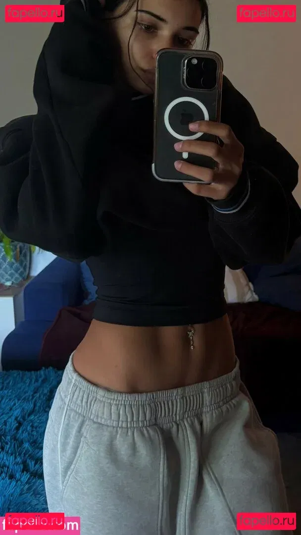 Kashya Thomas Onlyfans Photo Gallery 