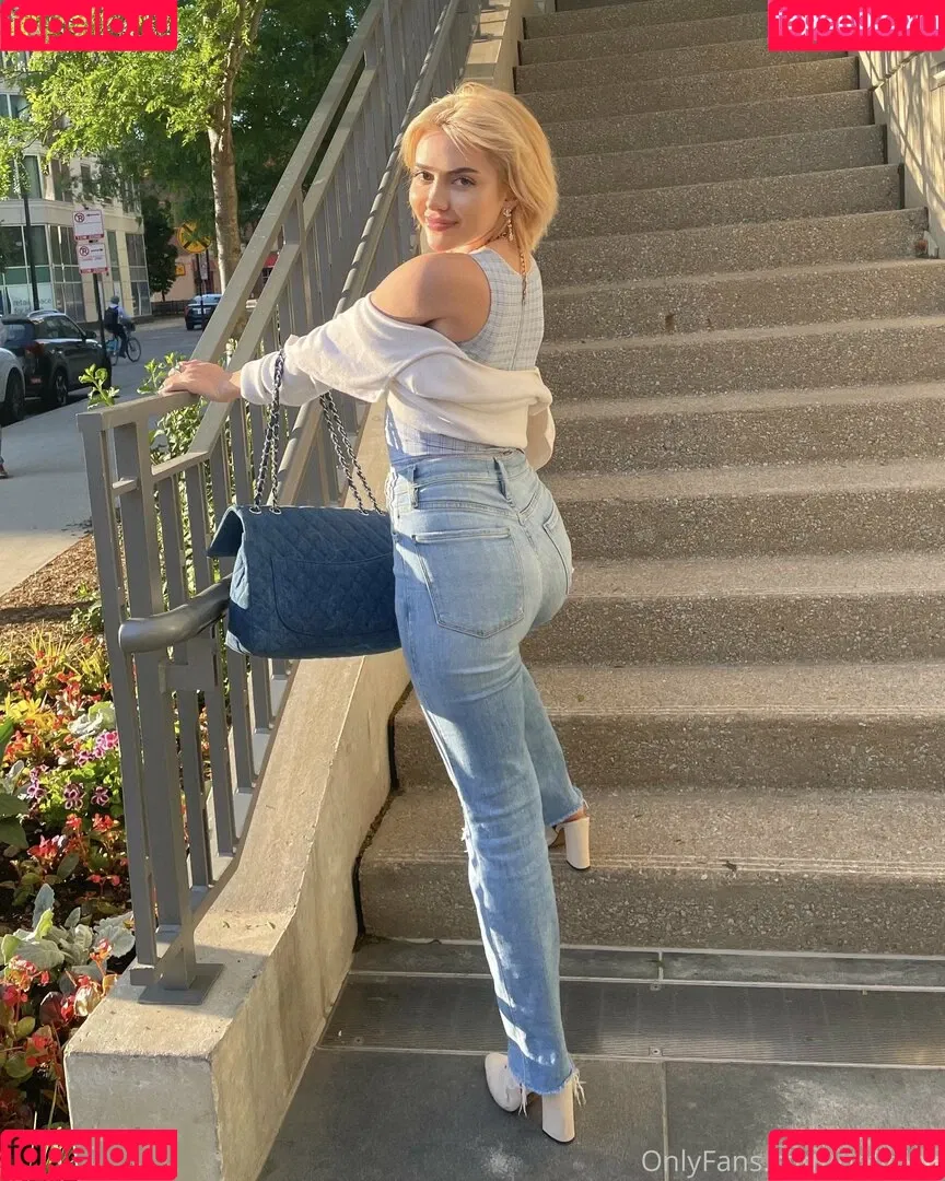 sooofina Onlyfans Photo Gallery 