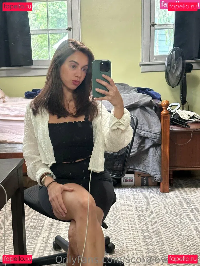 scorpioyogagirl Onlyfans Photo Gallery 