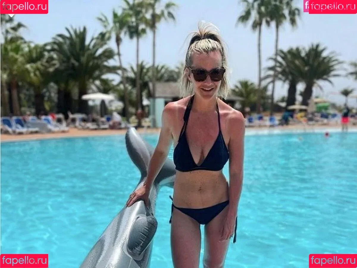 Helen Skelton Onlyfans Photo Gallery 