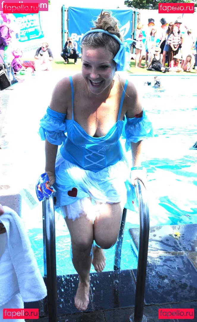 Helen Skelton Onlyfans Photo Gallery 