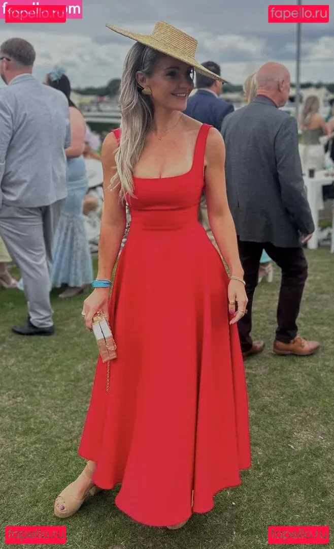 Helen Skelton Onlyfans Photo Gallery 