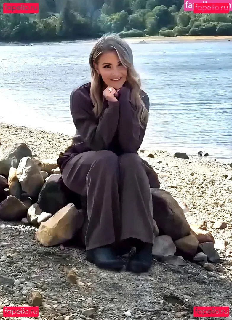 Helen Skelton Onlyfans Photo Gallery 