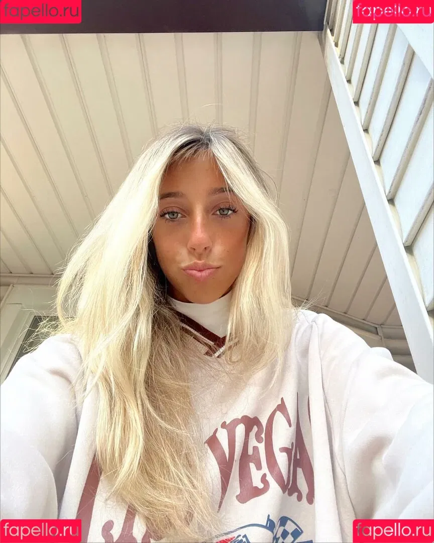 Ashley Ladner Onlyfans Photo Gallery 