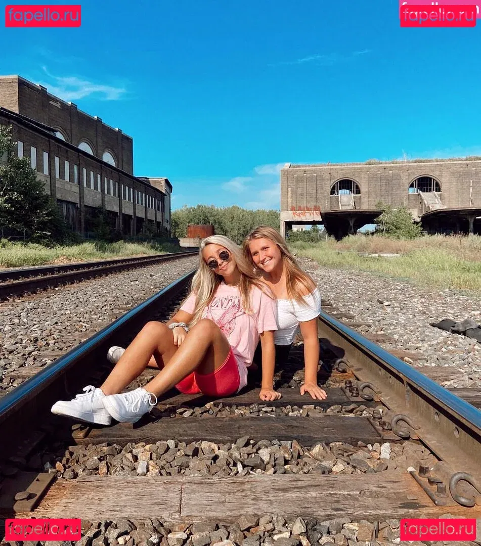 Ashley Ladner Onlyfans Photo Gallery 