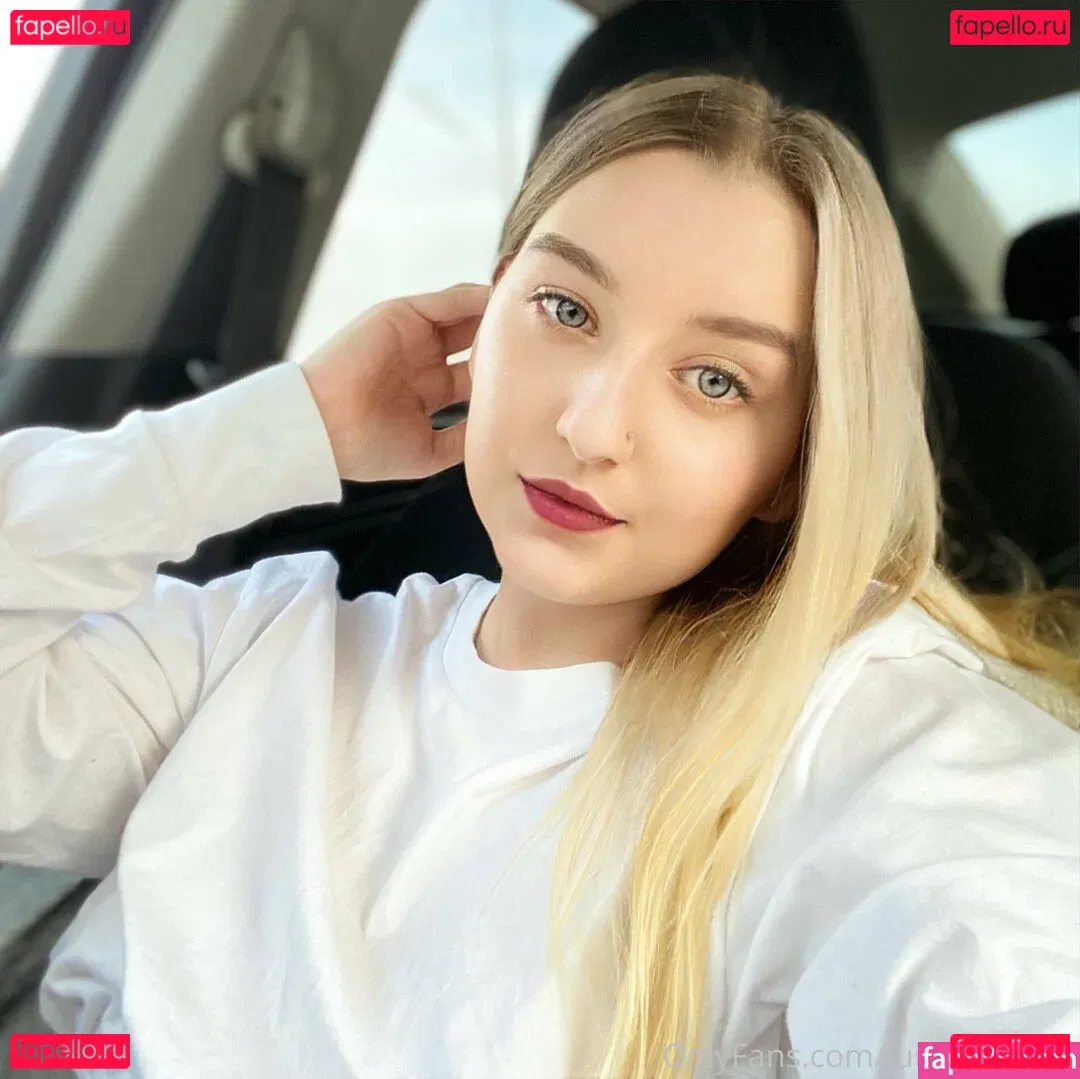 juicyjadefree Onlyfans Photo Gallery 