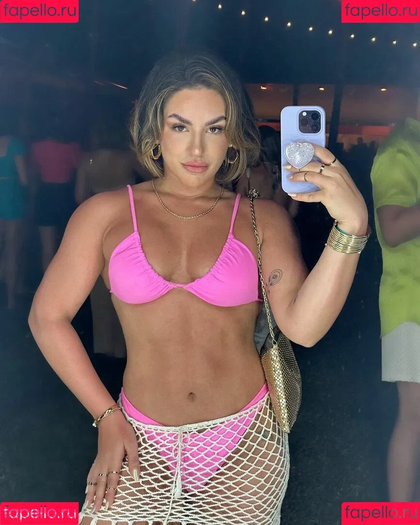 Kéfera Buchmann Onlyfans Photo Gallery 