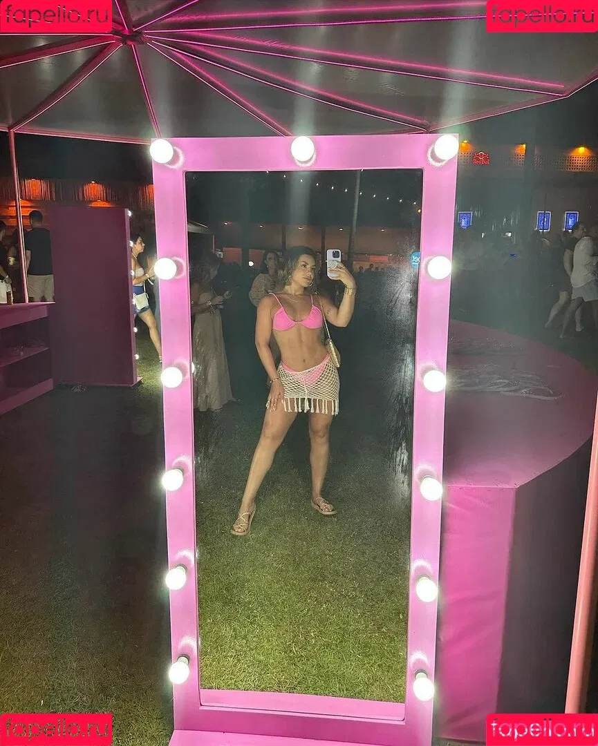 Kéfera Buchmann Onlyfans Photo Gallery 