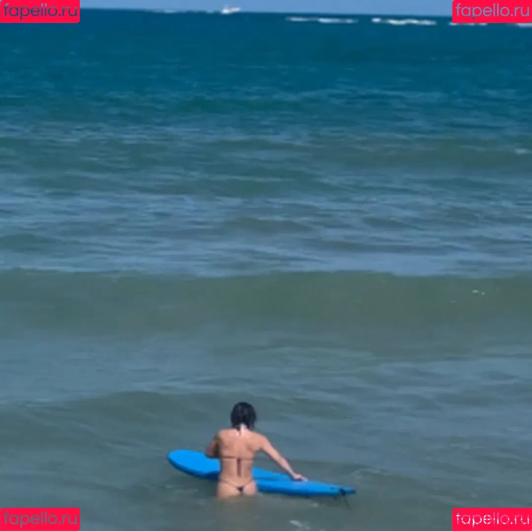 Kéfera Buchmann Onlyfans Photo Gallery 