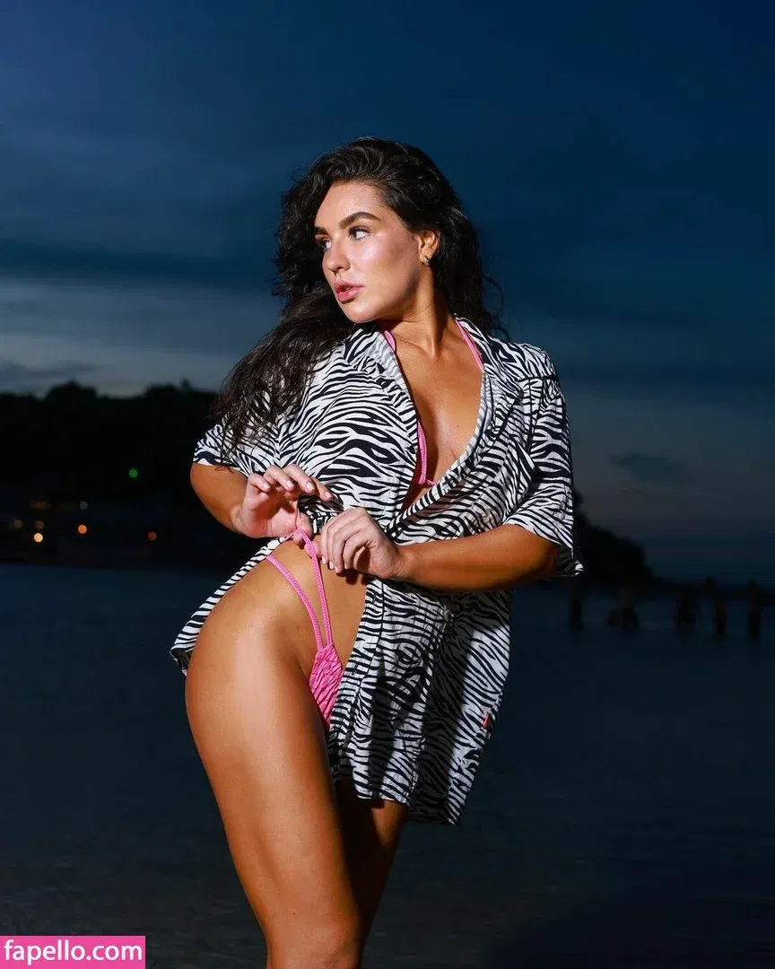 Kéfera Buchmann Onlyfans Photo Gallery 