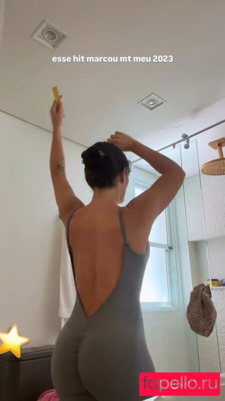 Kéfera Buchmann Nude Onlyfans Photo 13