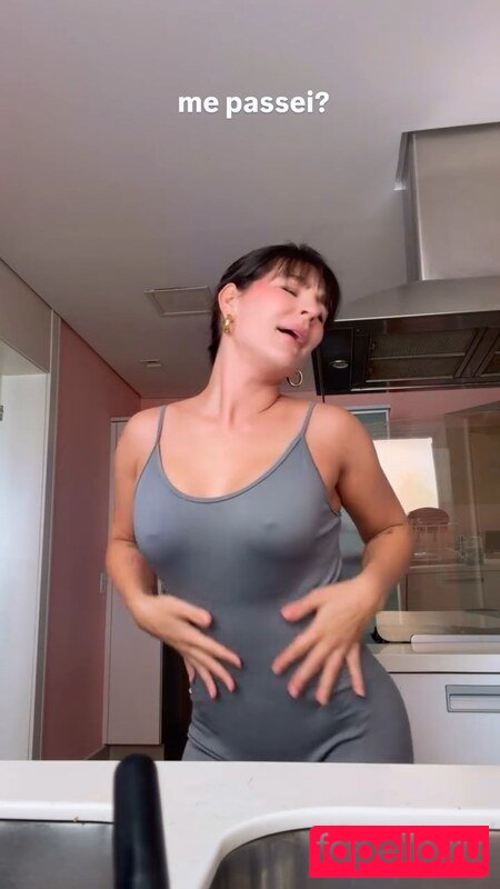 Kéfera Buchmann Nude Onlyfans Photo 7