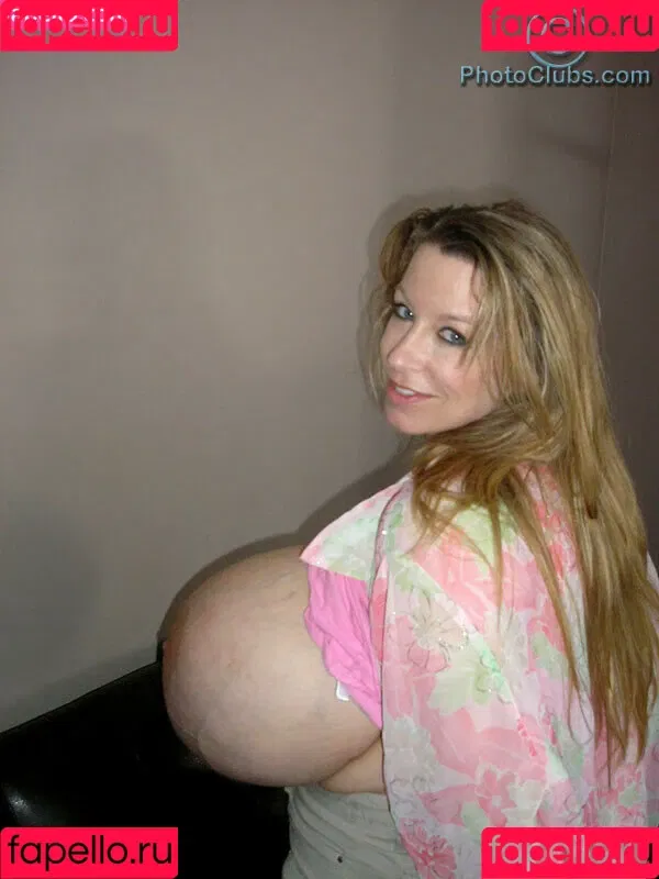 Chelsea Charms Onlyfans Photo Gallery 