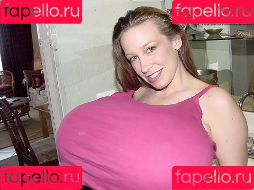 Chelsea Charms Onlyfans Photo Gallery 