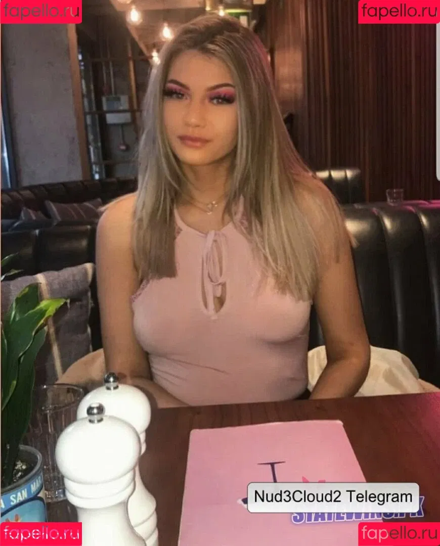 Throat Coach Onlyfans Photo Gallery 