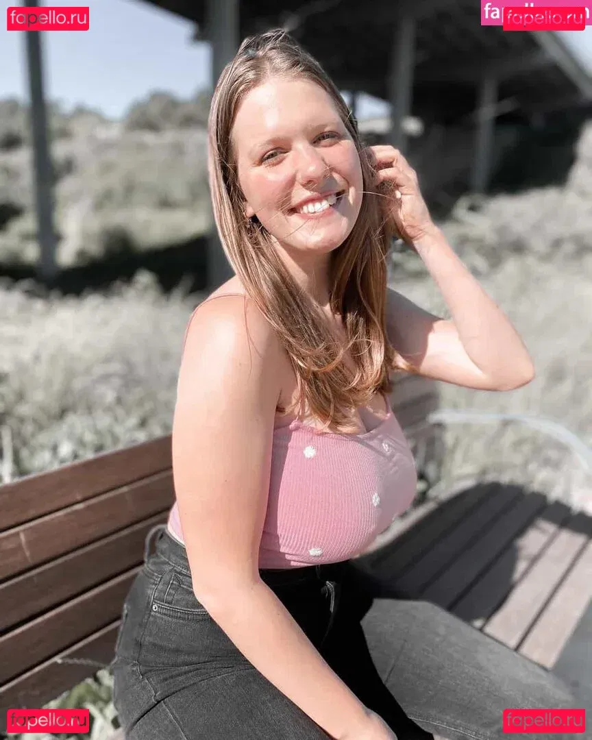 Leandra Lopes Onlyfans Photo Gallery 