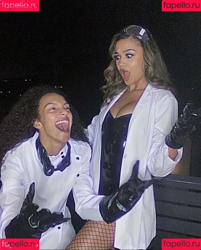 Madison Bailey Onlyfans Photo Gallery 