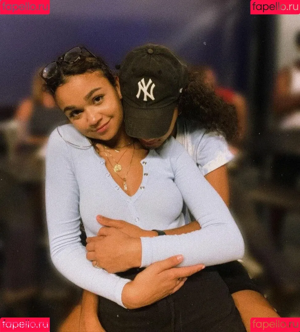 Madison Bailey Onlyfans Photo Gallery 
