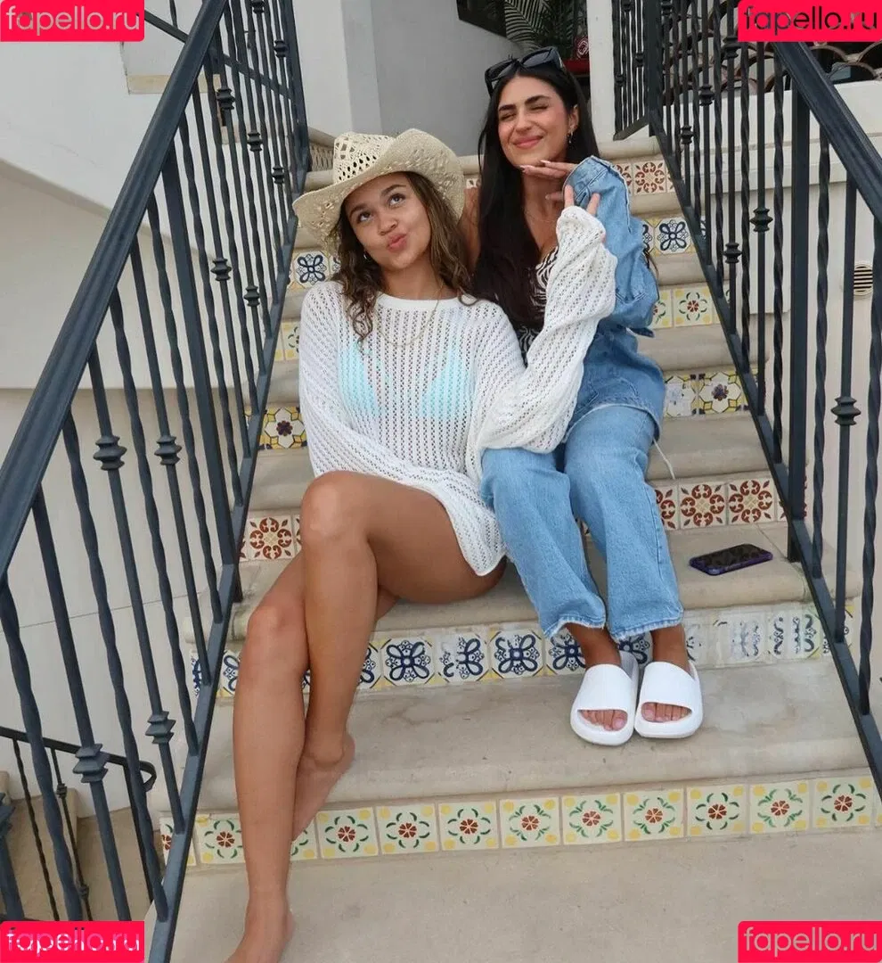 Madison Bailey Onlyfans Photo Gallery 