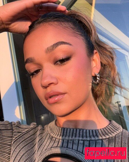 Madison Bailey Onlyfans Photo Gallery 