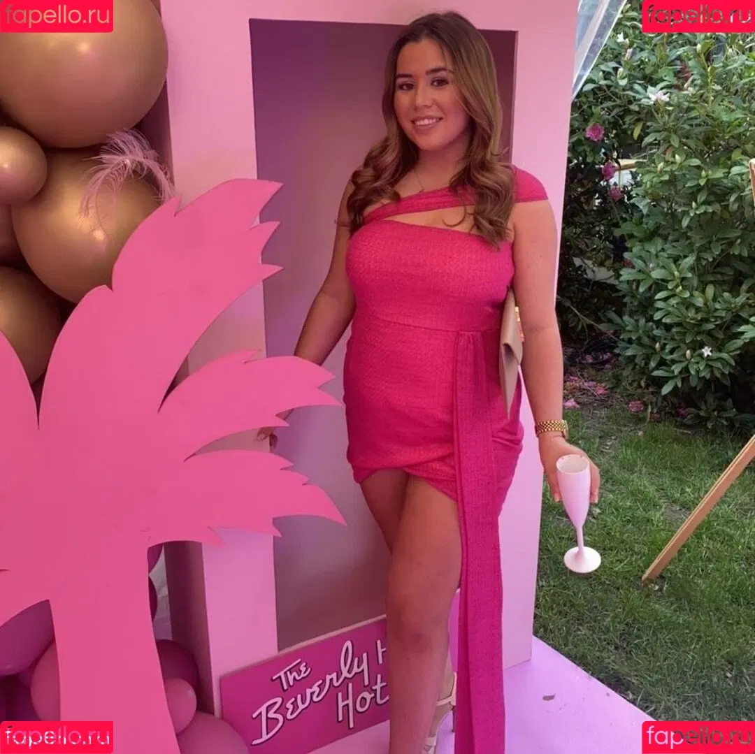 Sophie Williams Onlyfans Photo Gallery 