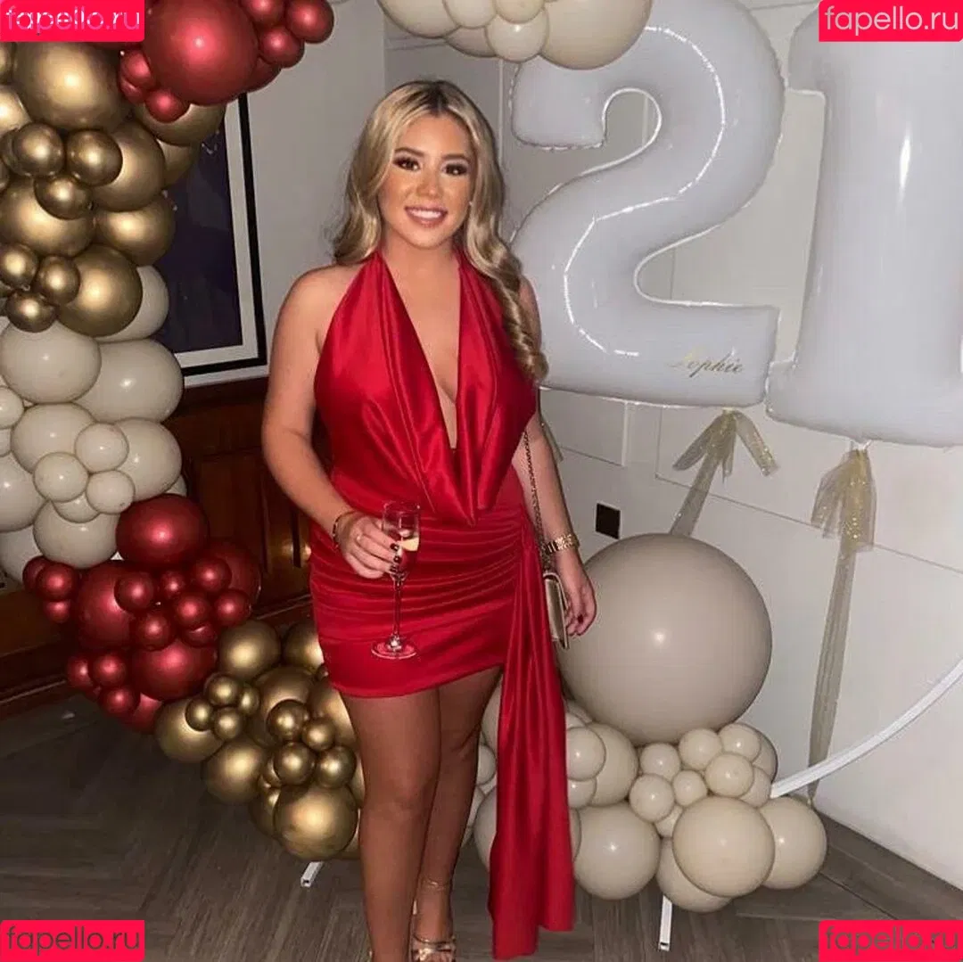 Sophie Williams Onlyfans Photo Gallery 