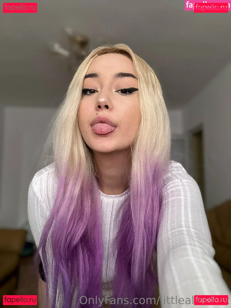 littlealicexxx Onlyfans Photo Gallery 