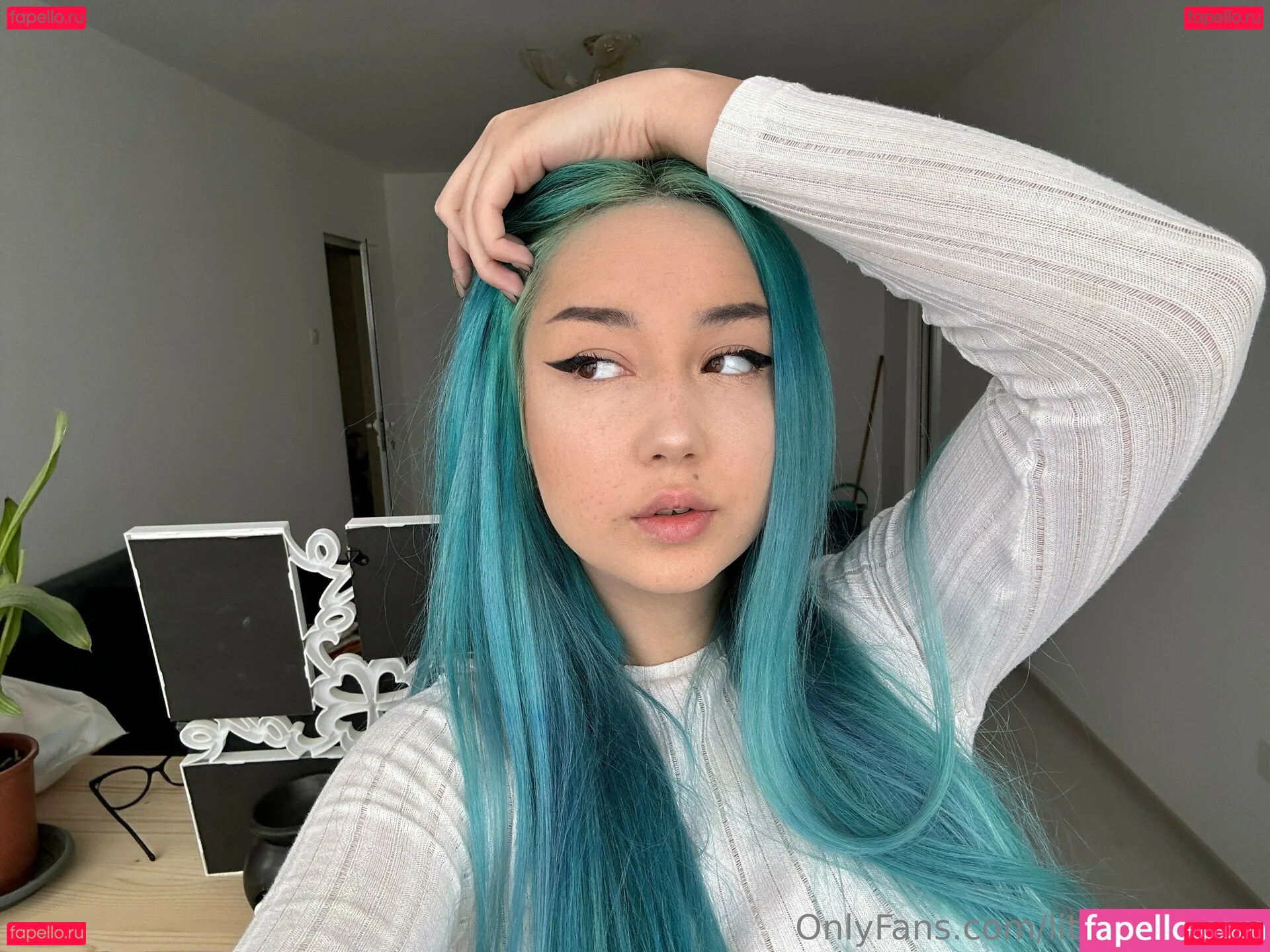 littlealicexxx Onlyfans Photo Gallery 