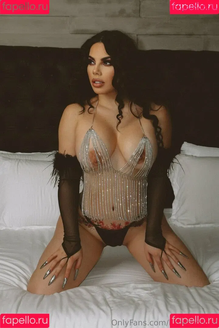 Lizbeth Rodríguez Onlyfans Photo Gallery 