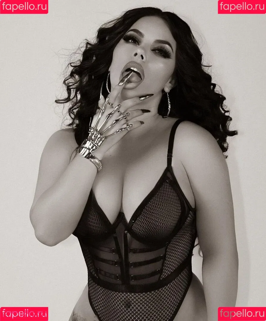 Lizbeth Rodríguez Onlyfans Photo Gallery 