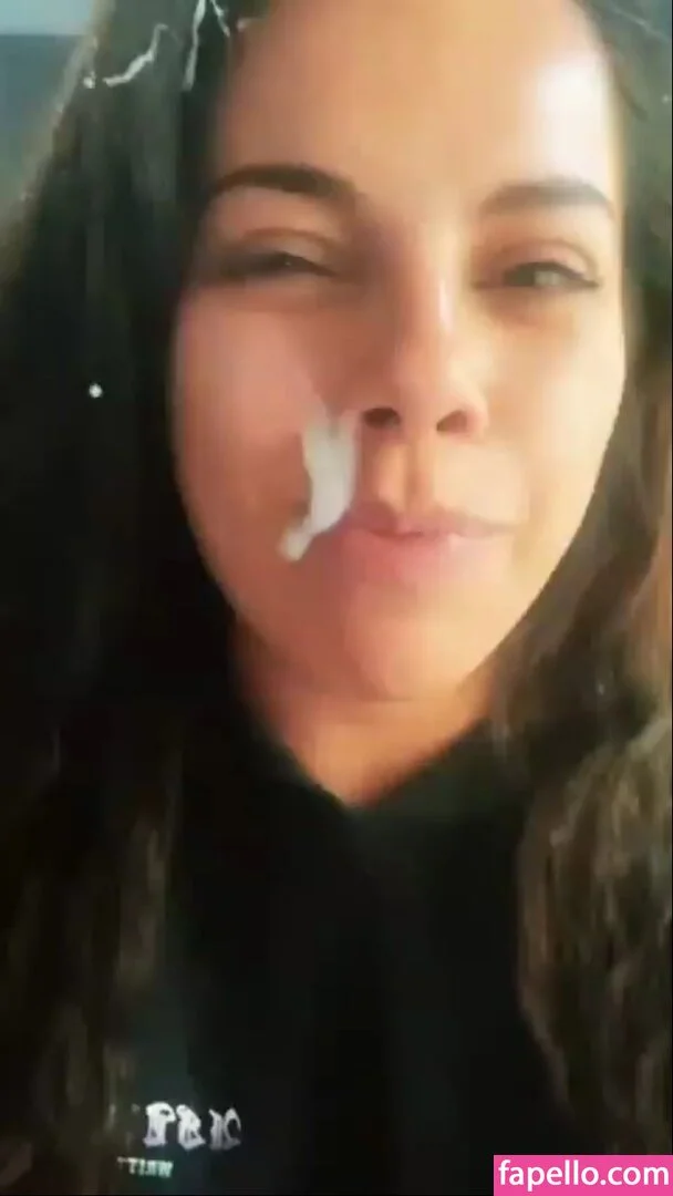 Lizbeth Rodríguez Onlyfans Photo Gallery 