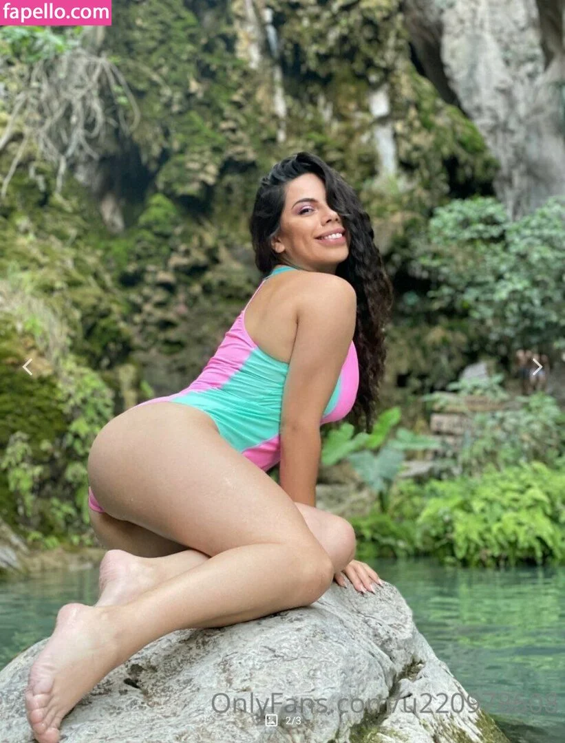 Lizbeth Rodríguez Onlyfans Photo Gallery 