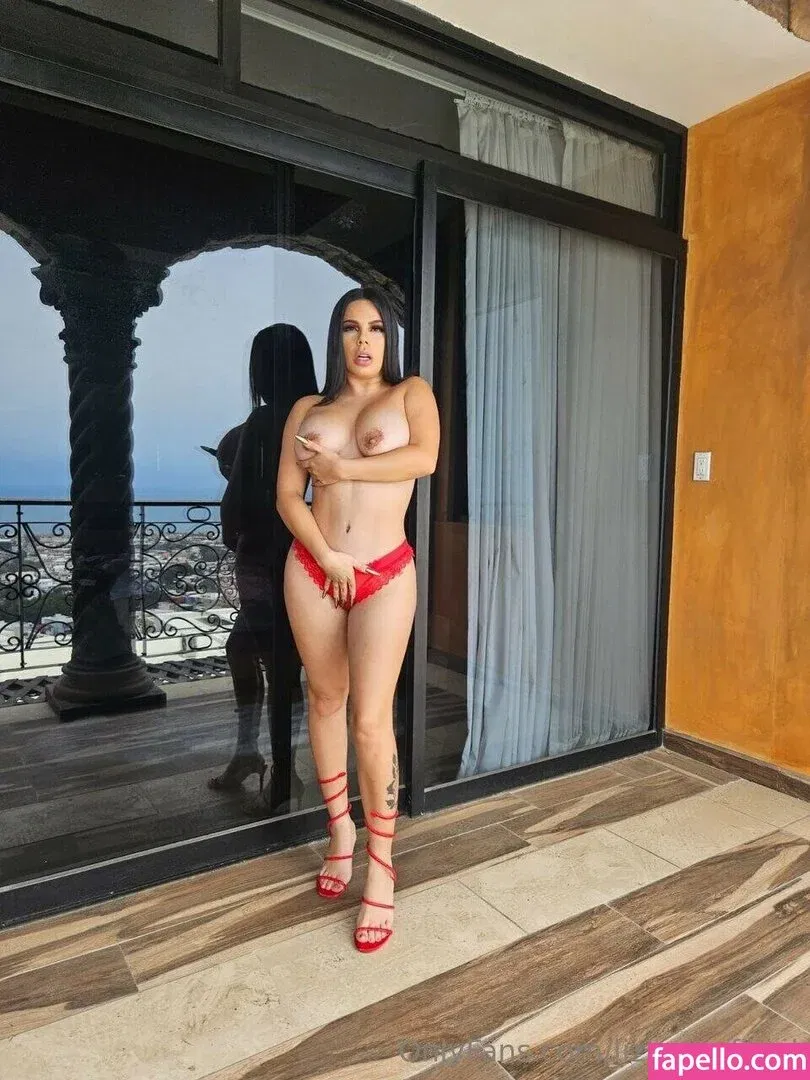 Lizbeth Rodríguez Onlyfans Photo Gallery 