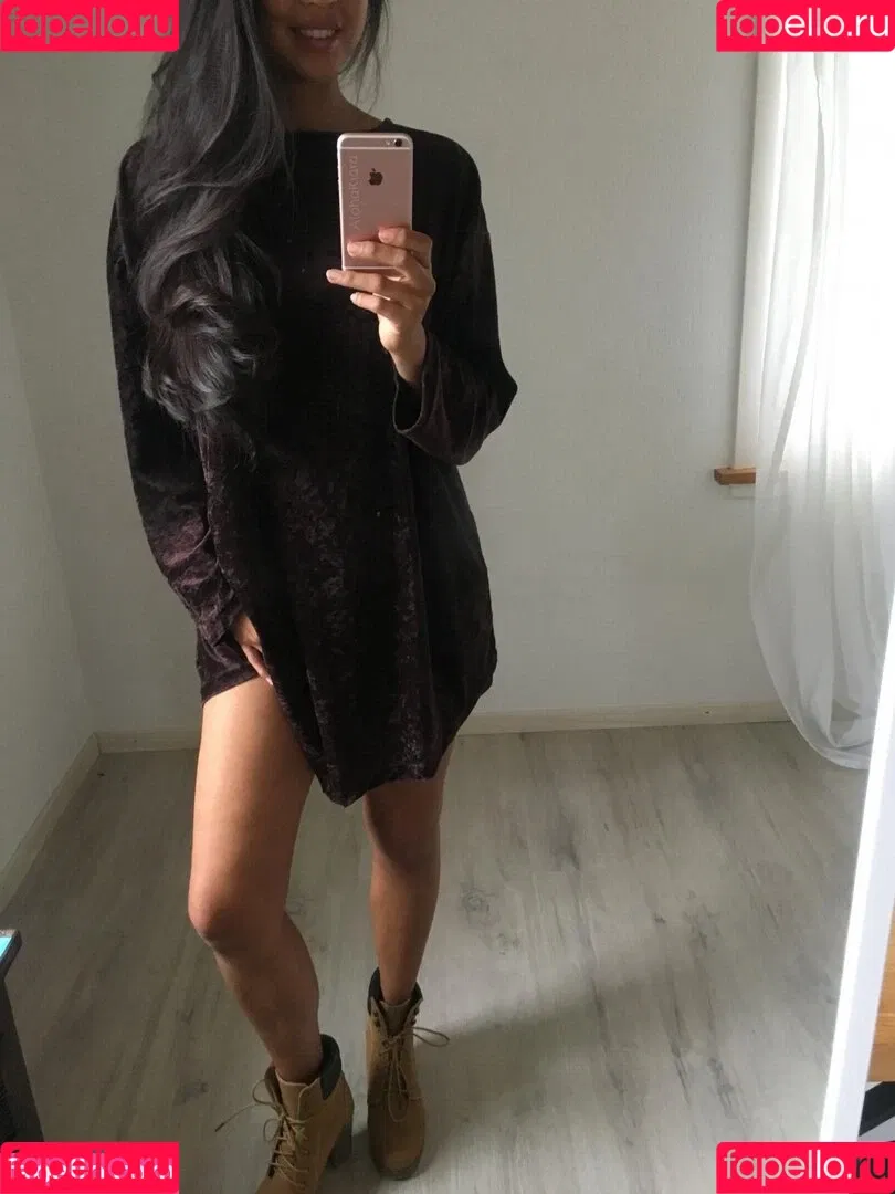 Aloha Kiara Onlyfans Photo Gallery 