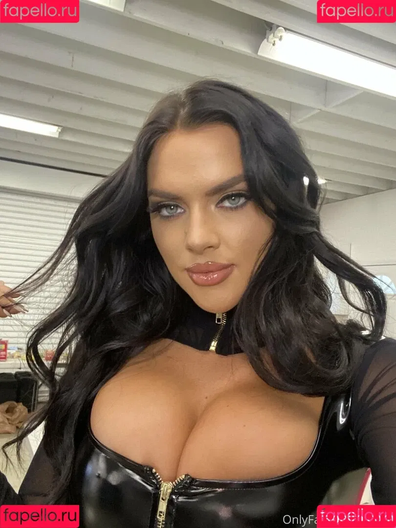 kelsie Onlyfans Photo Gallery 