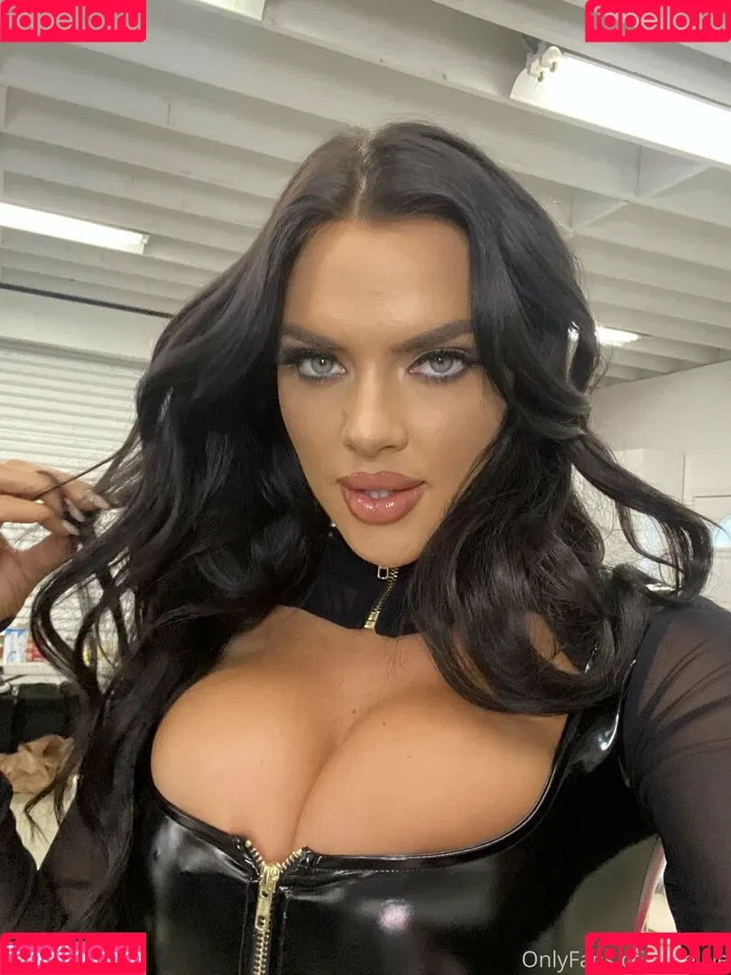 kelsie Onlyfans Photo Gallery 