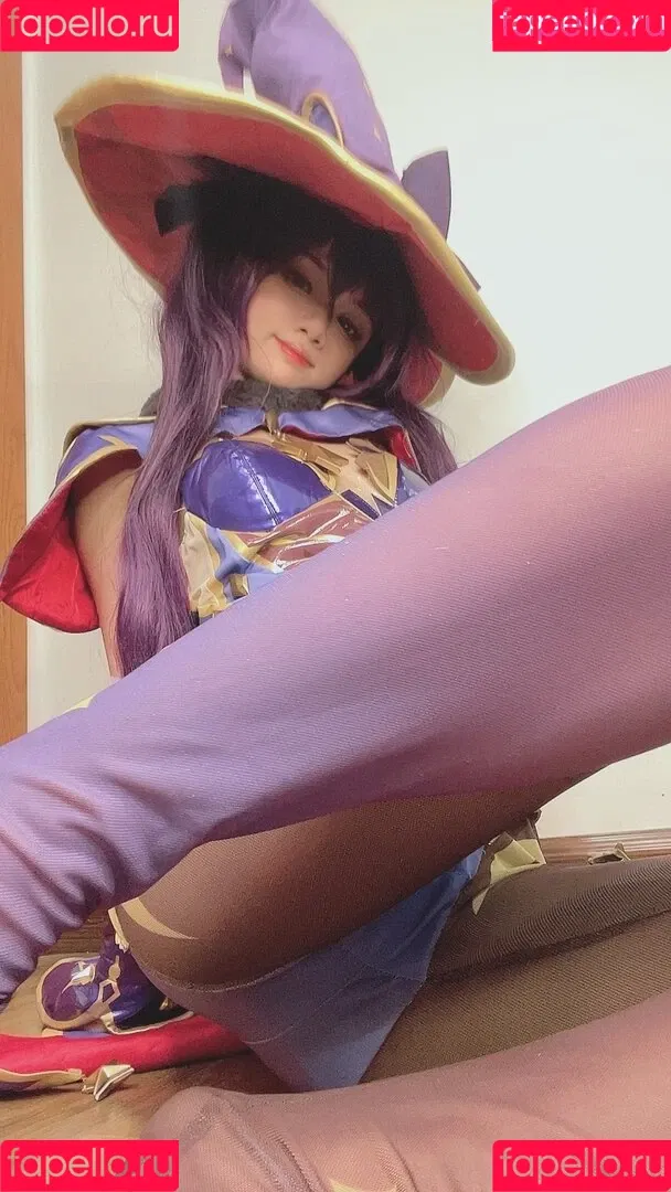 PoppaChan Onlyfans Photo Gallery 