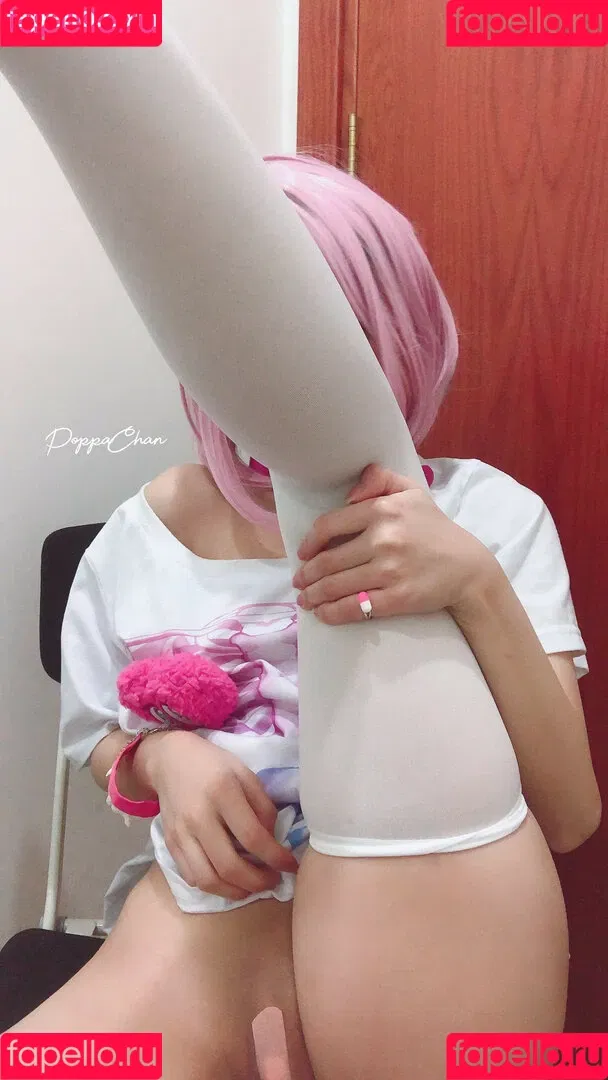 PoppaChan Onlyfans Photo Gallery 