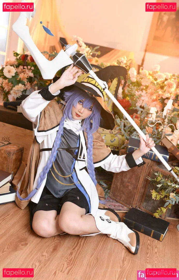 PoppaChan Onlyfans Photo Gallery 