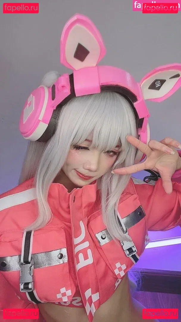 PoppaChan Onlyfans Photo Gallery 