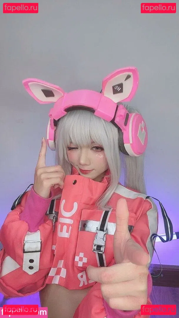 PoppaChan Onlyfans Photo Gallery 