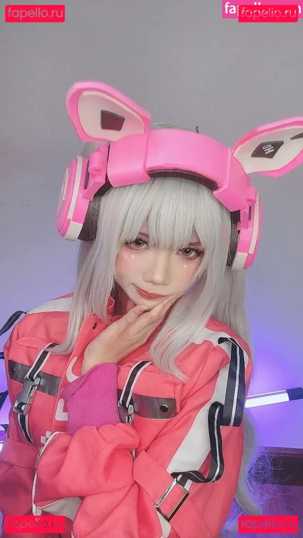 PoppaChan Onlyfans Photo Gallery 