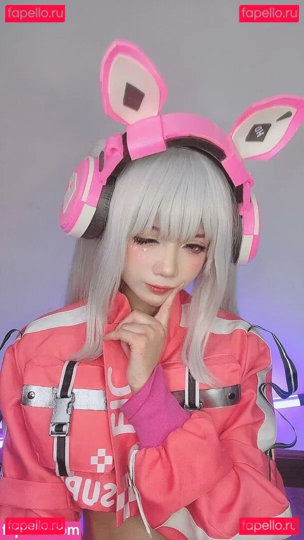 PoppaChan Onlyfans Photo Gallery 