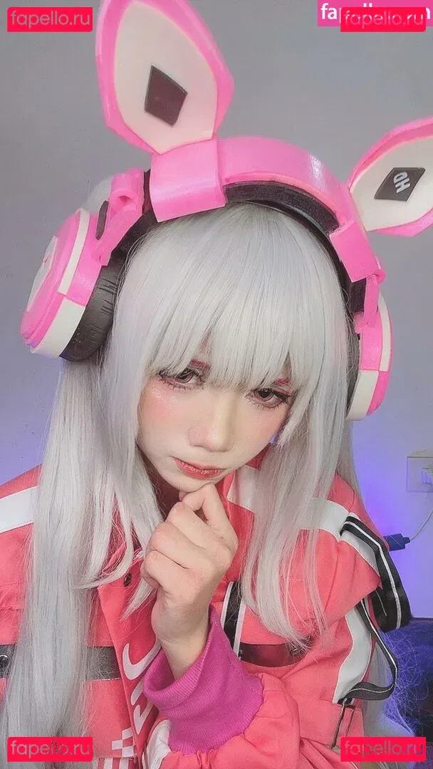 PoppaChan Onlyfans Photo Gallery 