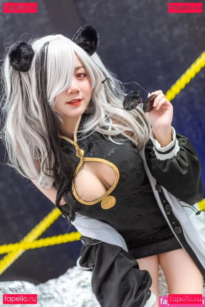 PoppaChan Onlyfans Photo Gallery 