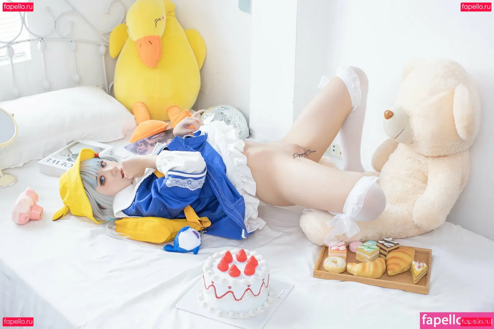 PoppaChan Onlyfans Photo Gallery 