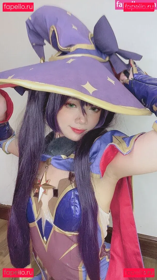 PoppaChan Onlyfans Photo Gallery 