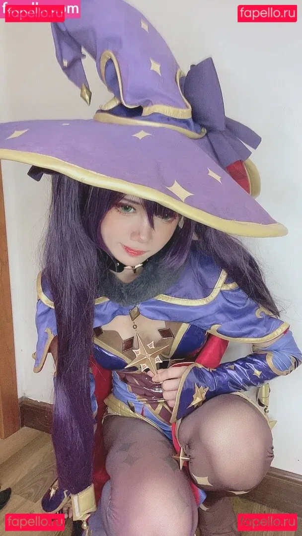 PoppaChan Onlyfans Photo Gallery 