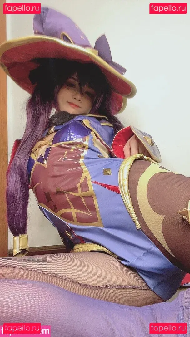 PoppaChan Onlyfans Photo Gallery 